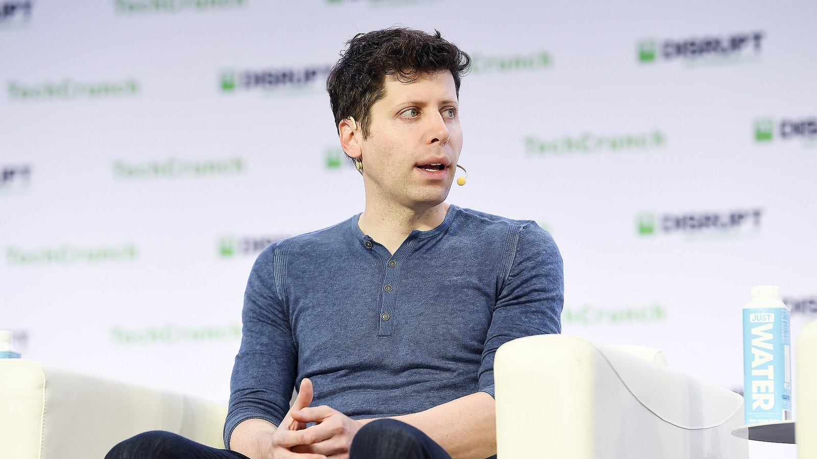 The CEO of the most powerful AI company said his own problem is forgetting